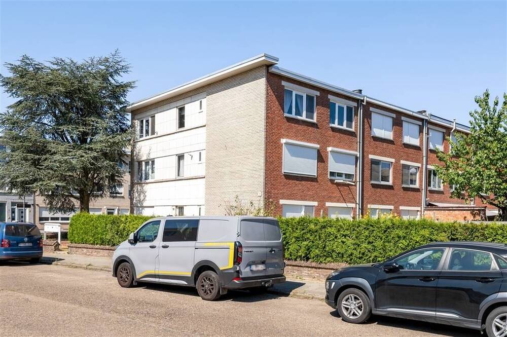 Appartement te  koop in Deurne 2100 229000.00€ 2 slaapkamers 85.00m² - Zoekertje 574964