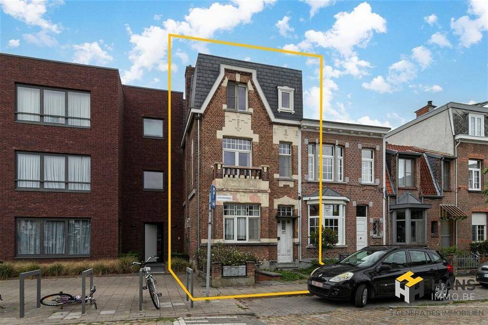 Huis te koop in Wilrijk 2610 475000.00€ 5 slaapkamers 175.00m² - Zoekertje 574718