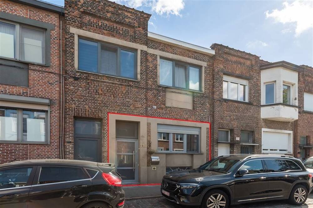 Huis te  koop in Deurne 2100 295000.00€ 3 slaapkamers 111.00m² - Zoekertje 576297