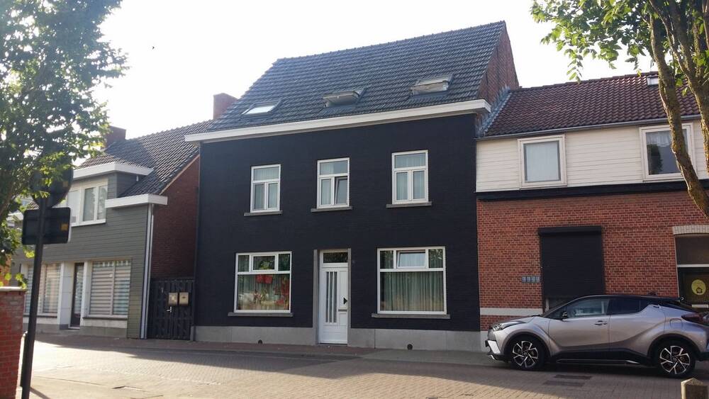 Huis te  koop in Kapellen 2950 475000.00€ 7 slaapkamers 314.00m² - Zoekertje 575902