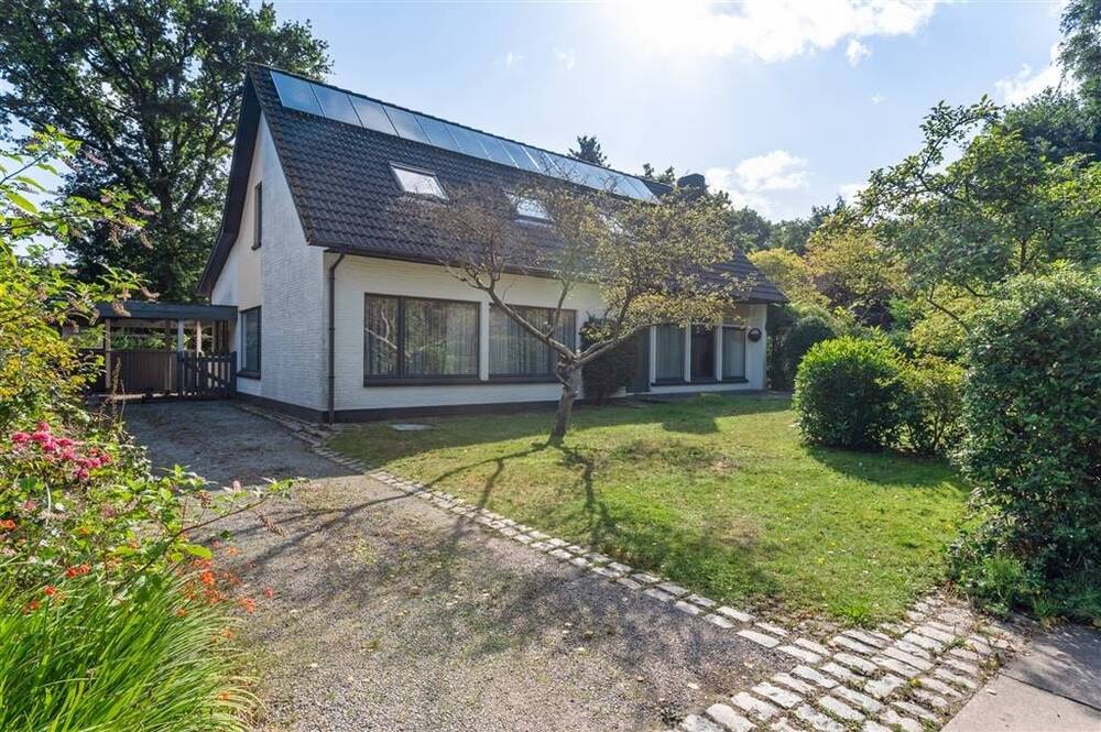 Huis te  koop in Kalmthout 2920 650000.00€ 8 slaapkamers 251.00m² - Zoekertje 576313