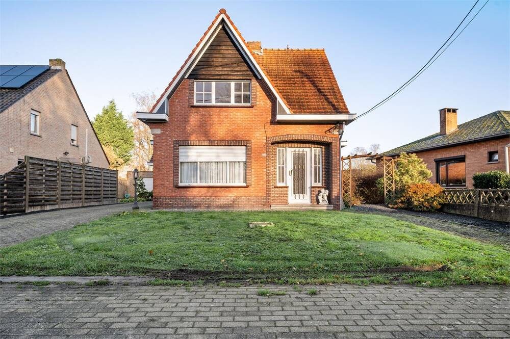 Huis te  koop in Olen 2250 260000.00€ 3 slaapkamers 156.00m² - Zoekertje 575690