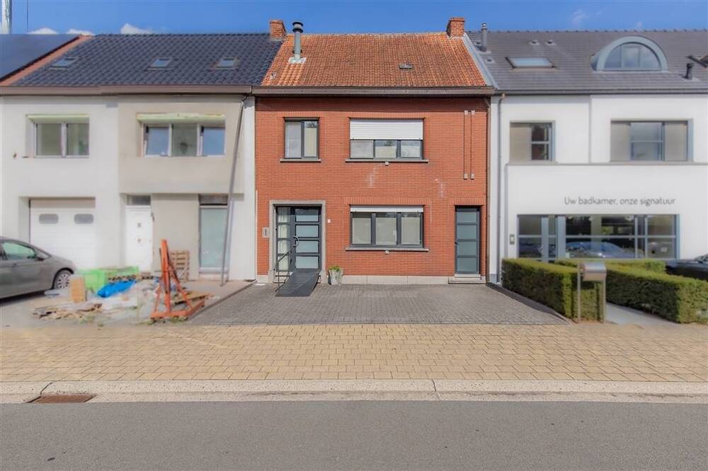 Huis te  koop in Sint-Amands 2890 375000.00€ 3 slaapkamers 198.00m² - Zoekertje 576320