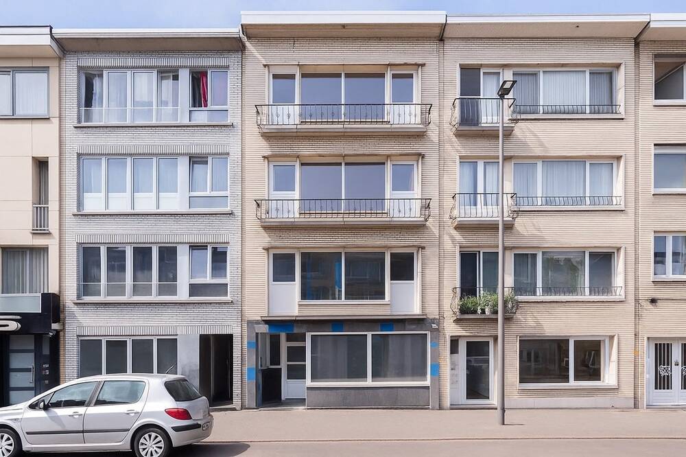 Huis te  koop in Deurne 2100 730000.00€ 11 slaapkamers 339.00m² - Zoekertje 576140