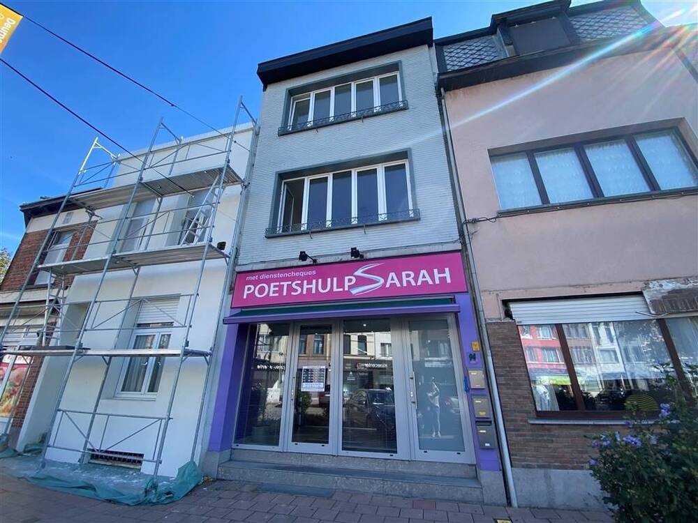 Appartement te  huur in Deurne 2100 800.00€ 1 slaapkamers 49.00m² - Zoekertje 576290