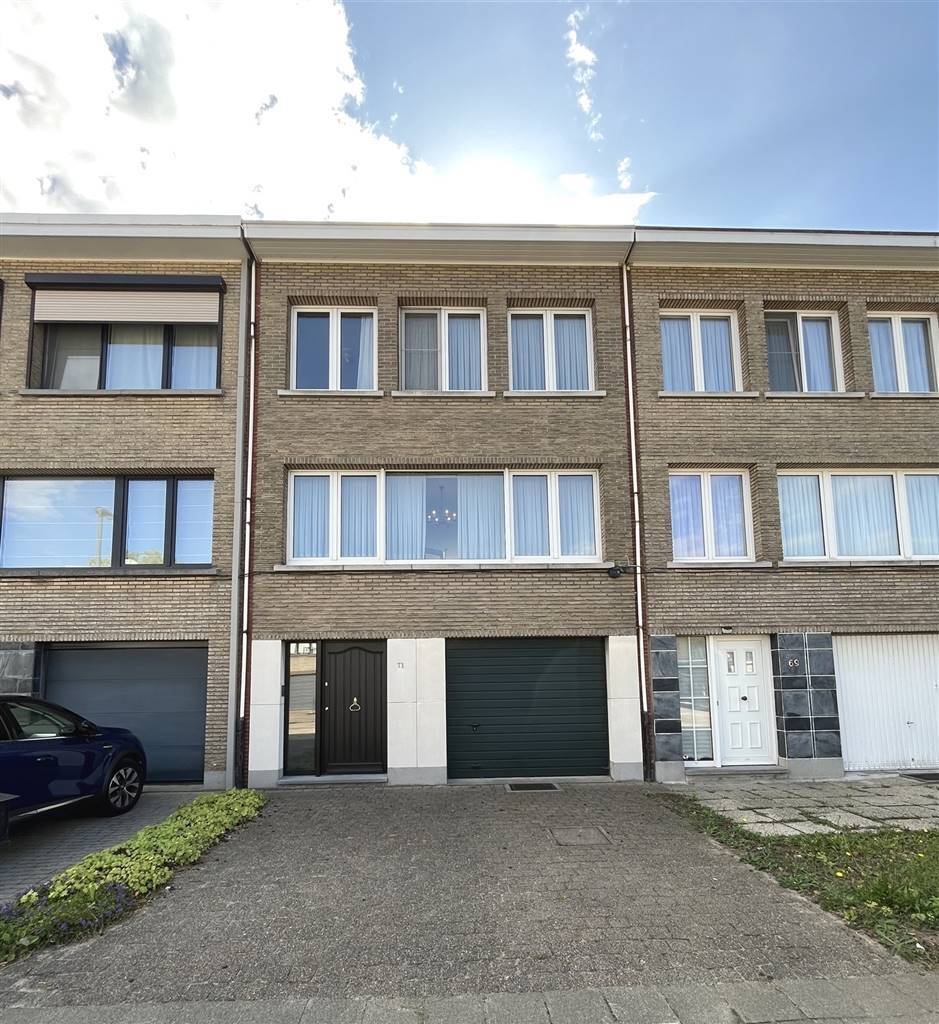 Huis te  koop in Ekeren 2180 365000.00€ 3 slaapkamers 165.00m² - Zoekertje 575408