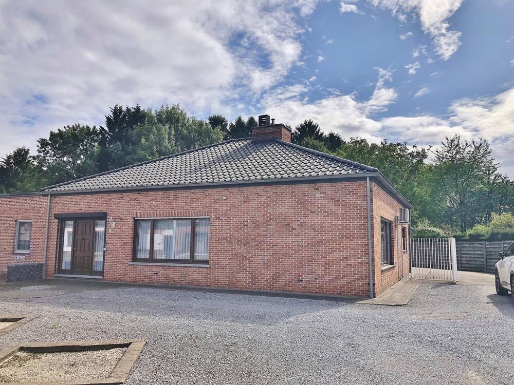 Huis te  huur in Laakdal 2430 1150.00€ 3 slaapkamers 186.00m² - Zoekertje 577062