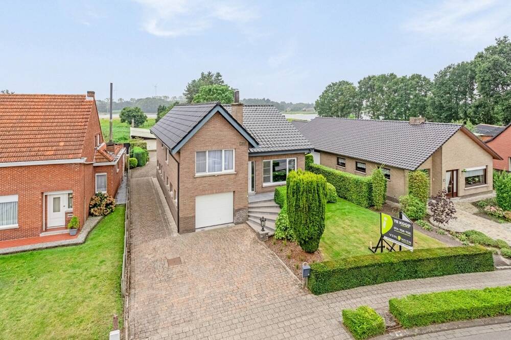 Huis te  huur in Dessel 2480 1200.00€ 4 slaapkamers 194.00m² - Zoekertje 577161