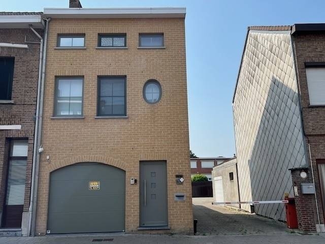 Huis te  koop in Schelle 2627 499000.00€ 3 slaapkamers 193.00m² - Zoekertje 577657