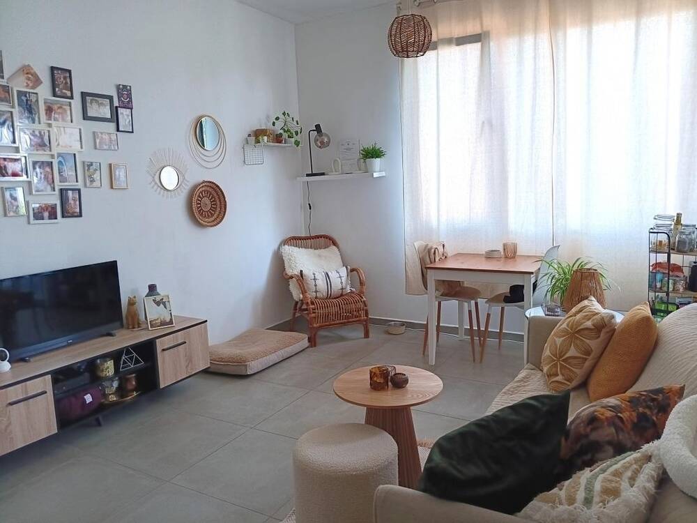 Appartement te  huur in Deurne 2100 745.00€ 1 slaapkamers 56.00m² - Zoekertje 577554