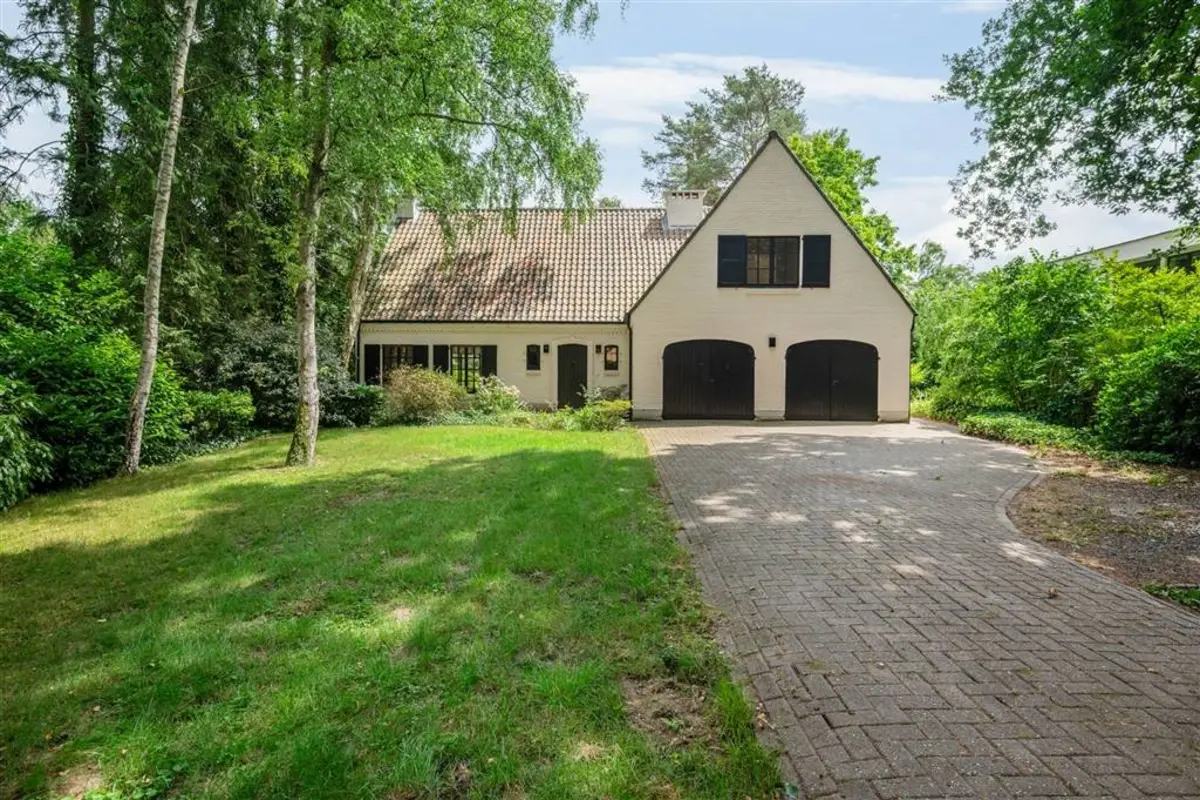 Huis te  koop in Schilde 2970 890000.00€ 4 slaapkamers 340.00m² - Zoekertje 577730