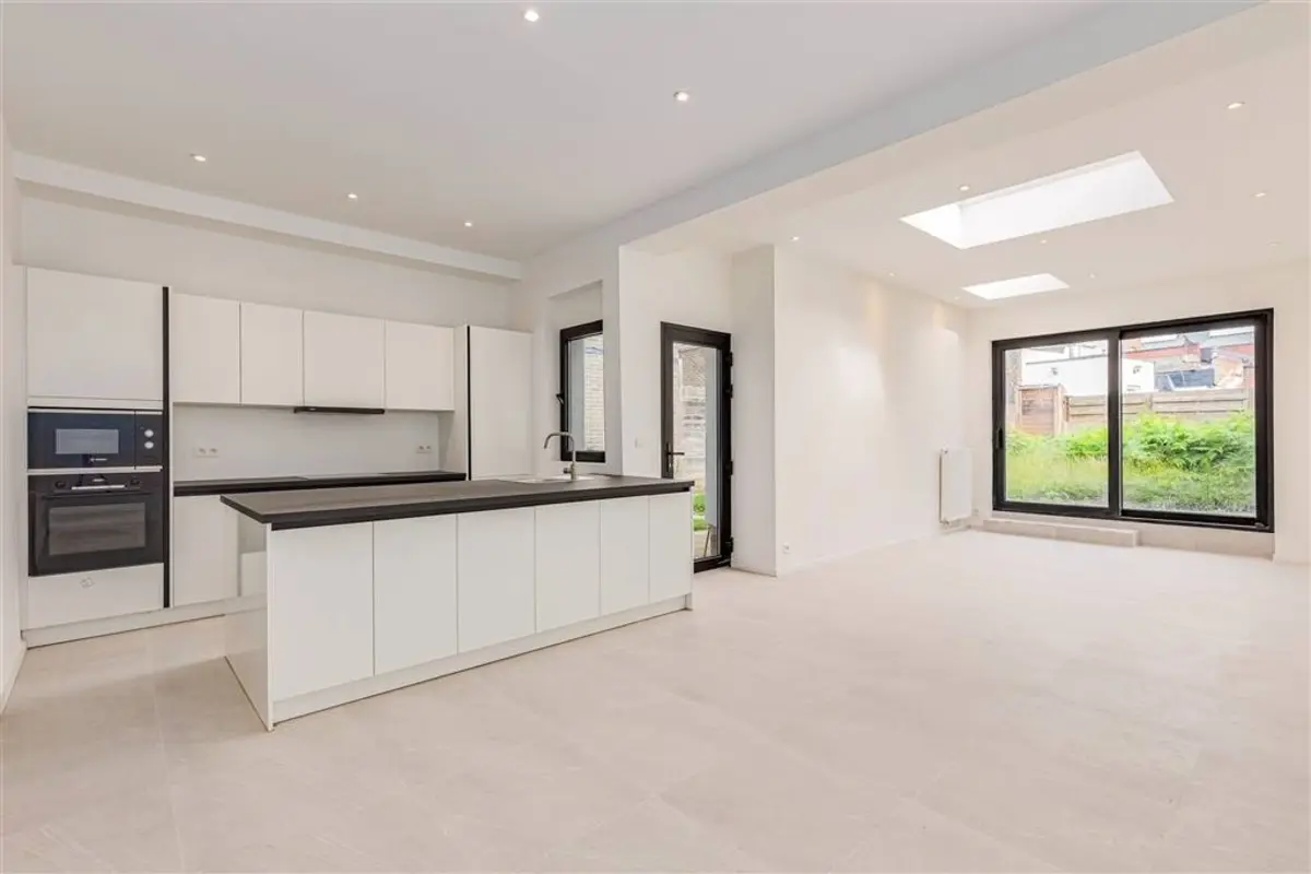 Huis te koop in Hemiksem 2620 349000.00€ 3 slaapkamers 123.00m² - Zoekertje 577859