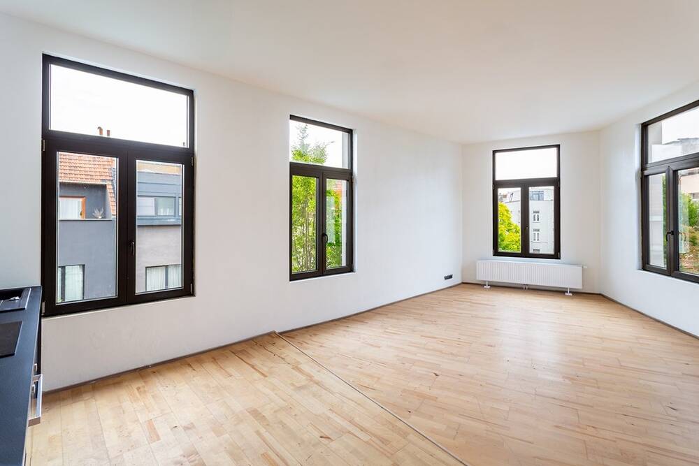 Appartement te  koop in Antwerpen 2060 229000.00€ 1 slaapkamers 69.00m² - Zoekertje 577695