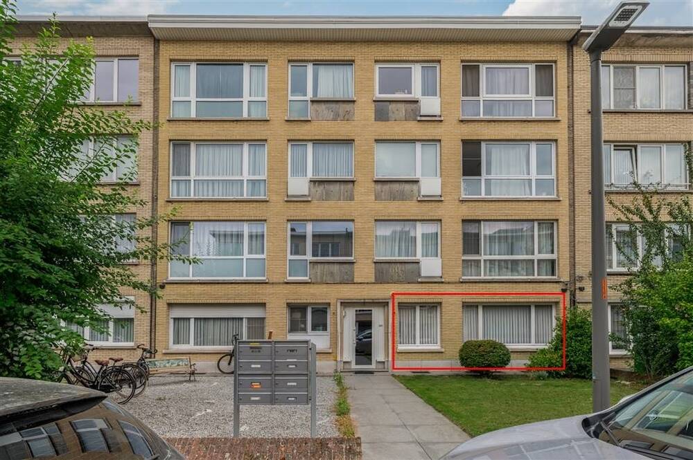 Appartement te  koop in Deurne 2100 199000.00€ 2 slaapkamers 85.00m² - Zoekertje 578007