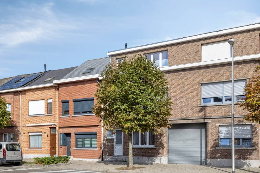 Appartementsgebouw te  koop in Niel 2845 445000.00€ 6 slaapkamers 242.00m² - Zoekertje 579324