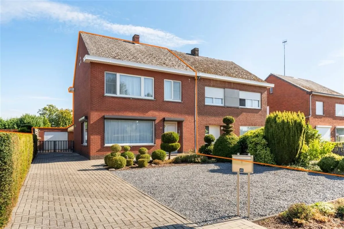 Huis te  koop in Balen 2490 269000.00€ 3 slaapkamers 156.00m² - Zoekertje 582523