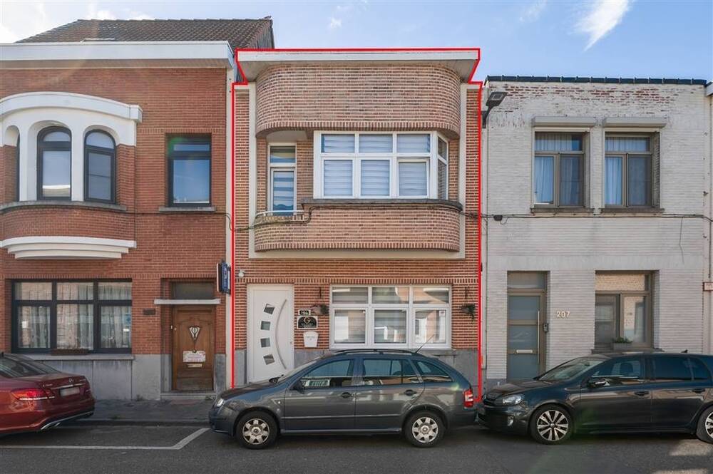 Huis te koop in Deurne 2100 424000.00€ 3 slaapkamers 162.00m² - Zoekertje 582464