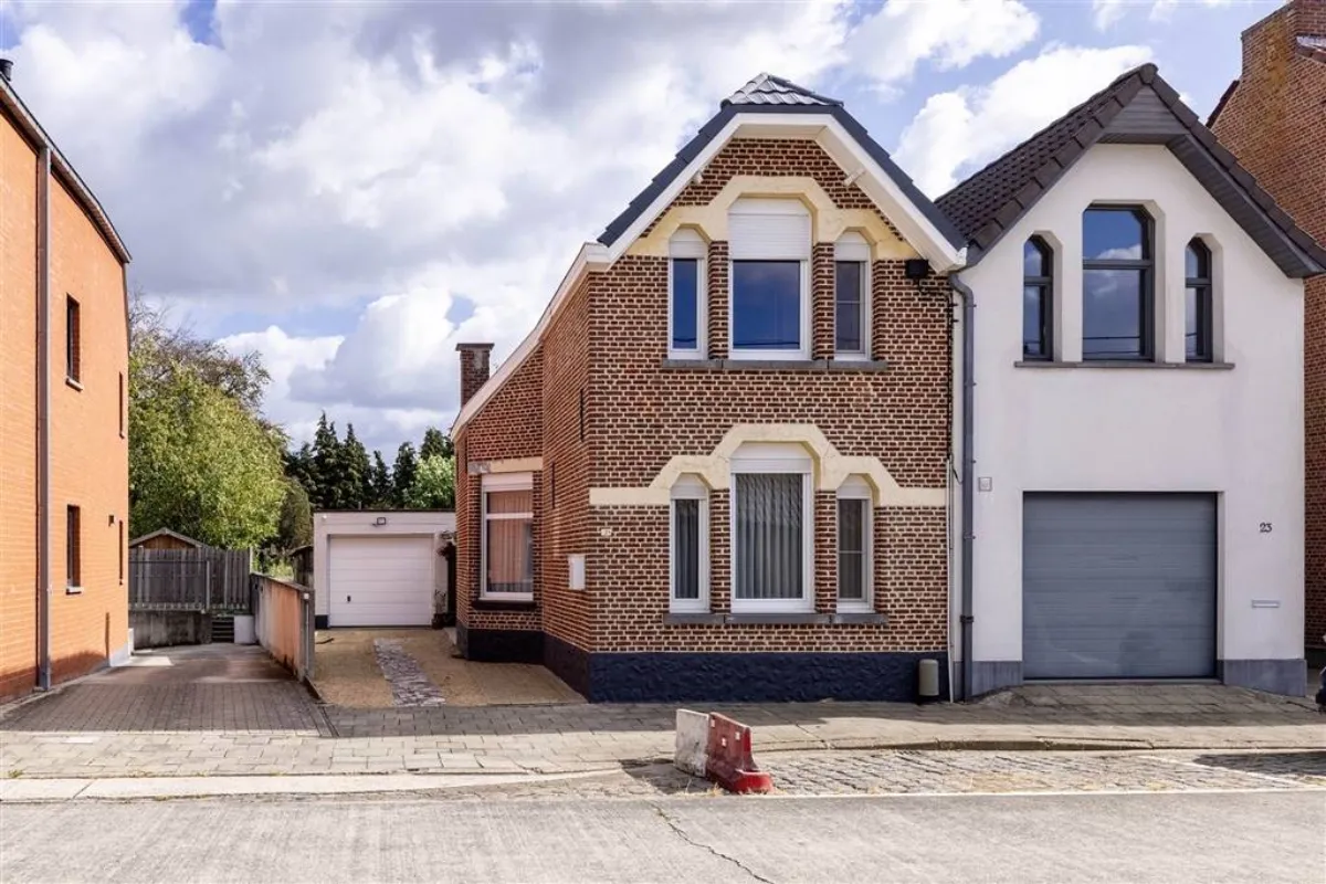 Huis te  koop in Putte 2580 289000.00€ 2 slaapkamers 88.00m² - Zoekertje 581777