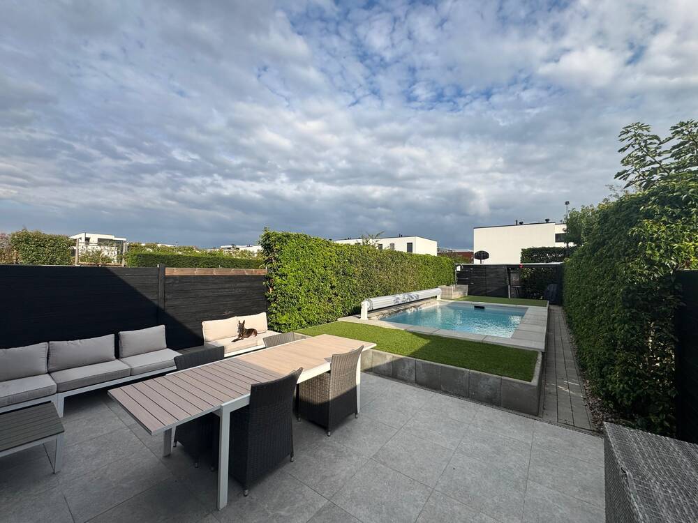 Huis te  koop in Ruisbroek 2870 599000.00€ 5 slaapkamers 214.00m² - Zoekertje 583211