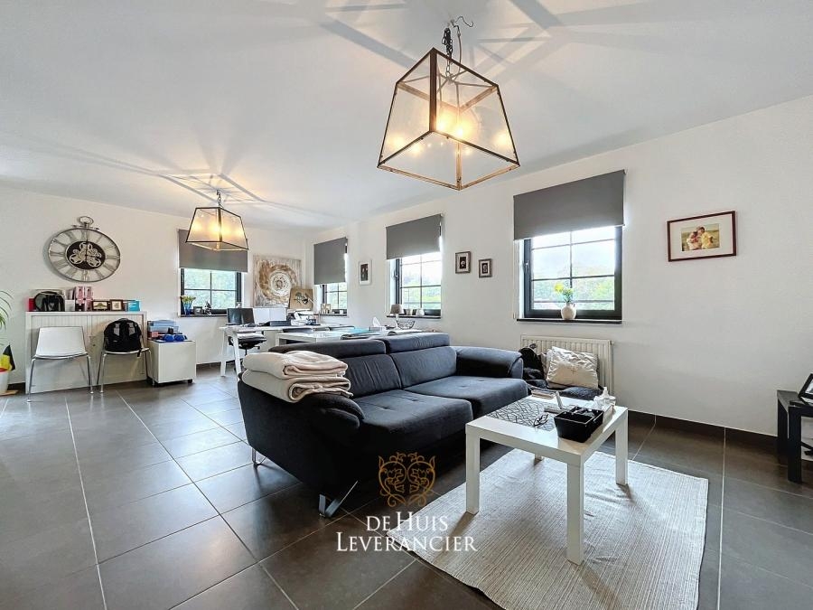 Penthouse te  koop in Hove 2540 385000.00€ 2 slaapkamers 86.50m² - Zoekertje 583967