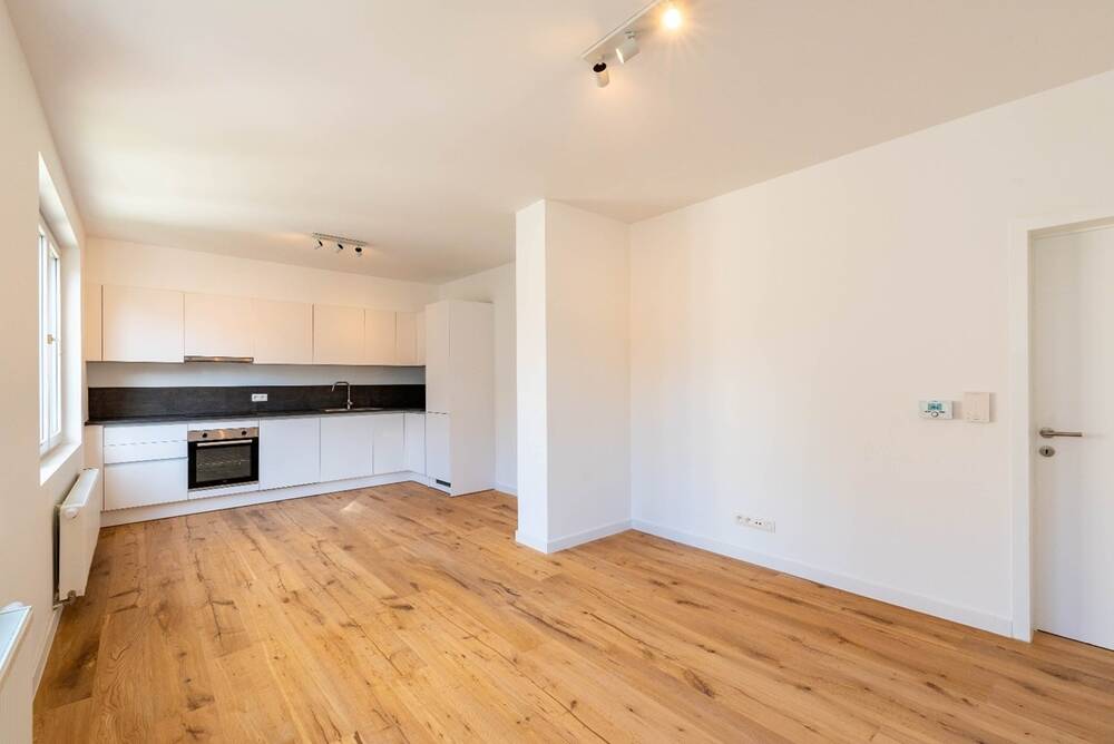 Appartement te  huur in Antwerpen 2000 950.00€ 1 slaapkamers 55.00m² - Zoekertje 586145