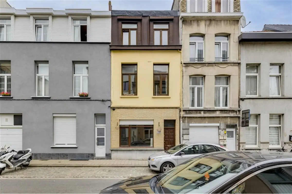 Huis te  koop in Antwerpen 2060 324000.00€ 3 slaapkamers 127.00m² - Zoekertje 586249