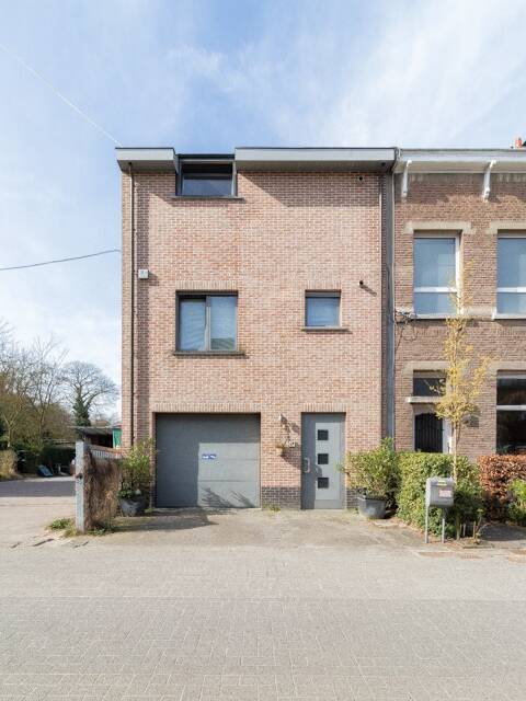 Huis te  koop in Boechout 2530 420000.00€ 2 slaapkamers 194.00m² - Zoekertje 587118