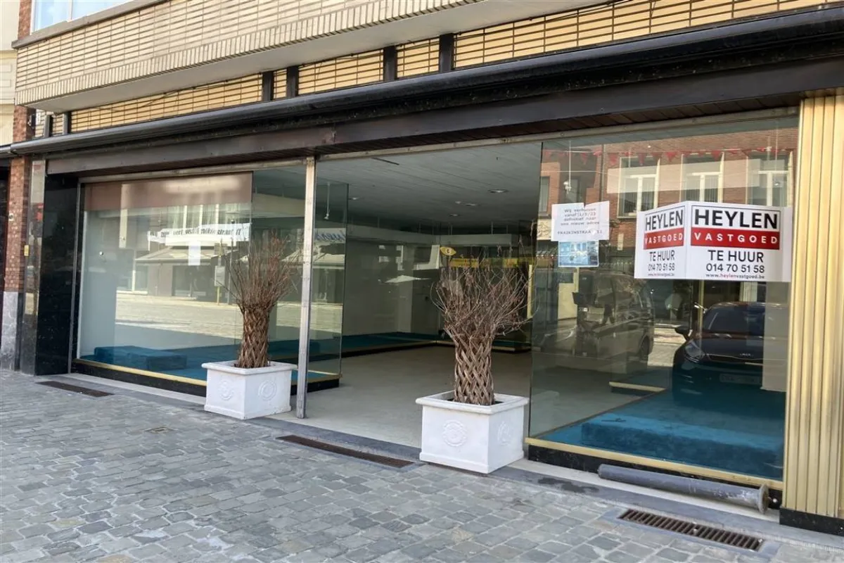 Handelszaak te  huur in Herentals 2200 1195.00€  slaapkamers m² - Zoekertje 588231