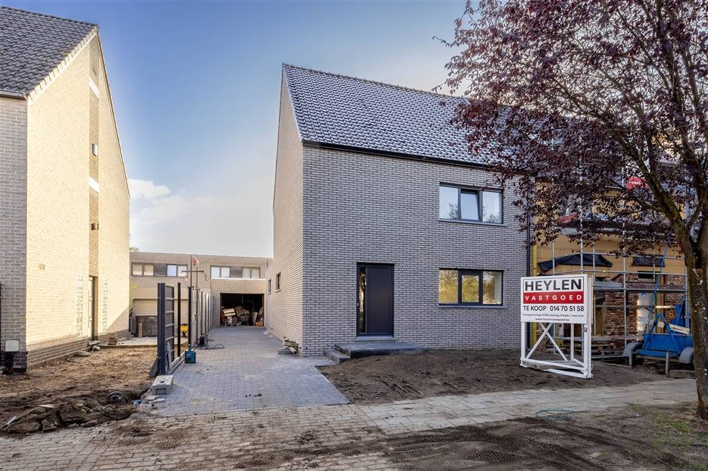 Huis te  koop in Herentals 2200 545000.00€ 4 slaapkamers 206.00m² - Zoekertje 587865