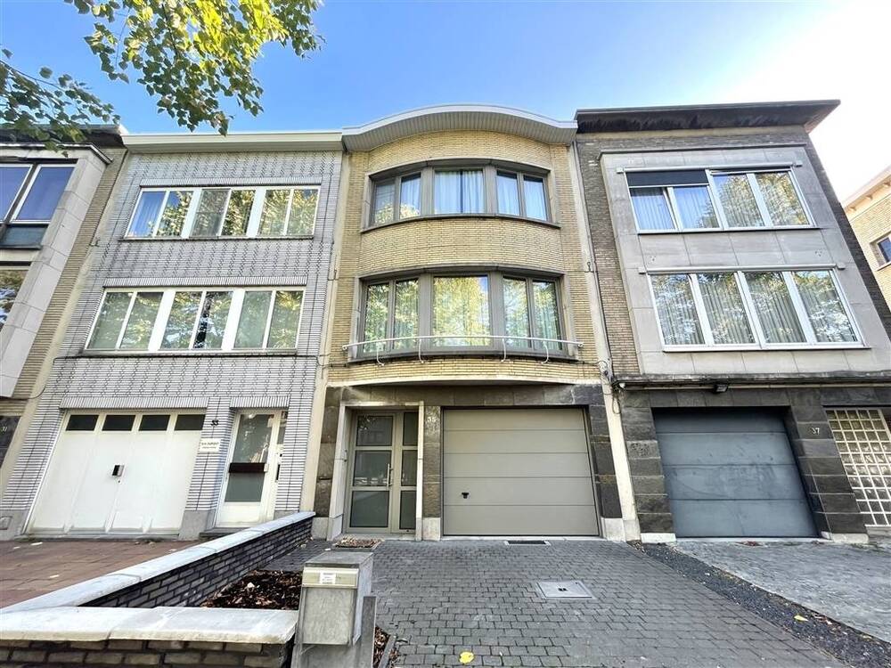 Huis te huur in Borgerhout 2140 1600.00€ 3 slaapkamers 193.00m² - Zoekertje 587873