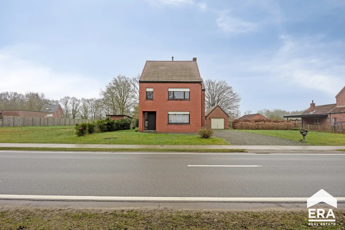 Huis te  koop in Olmen 2491 345000.00€ 3 slaapkamers 185.00m² - Zoekertje 588698