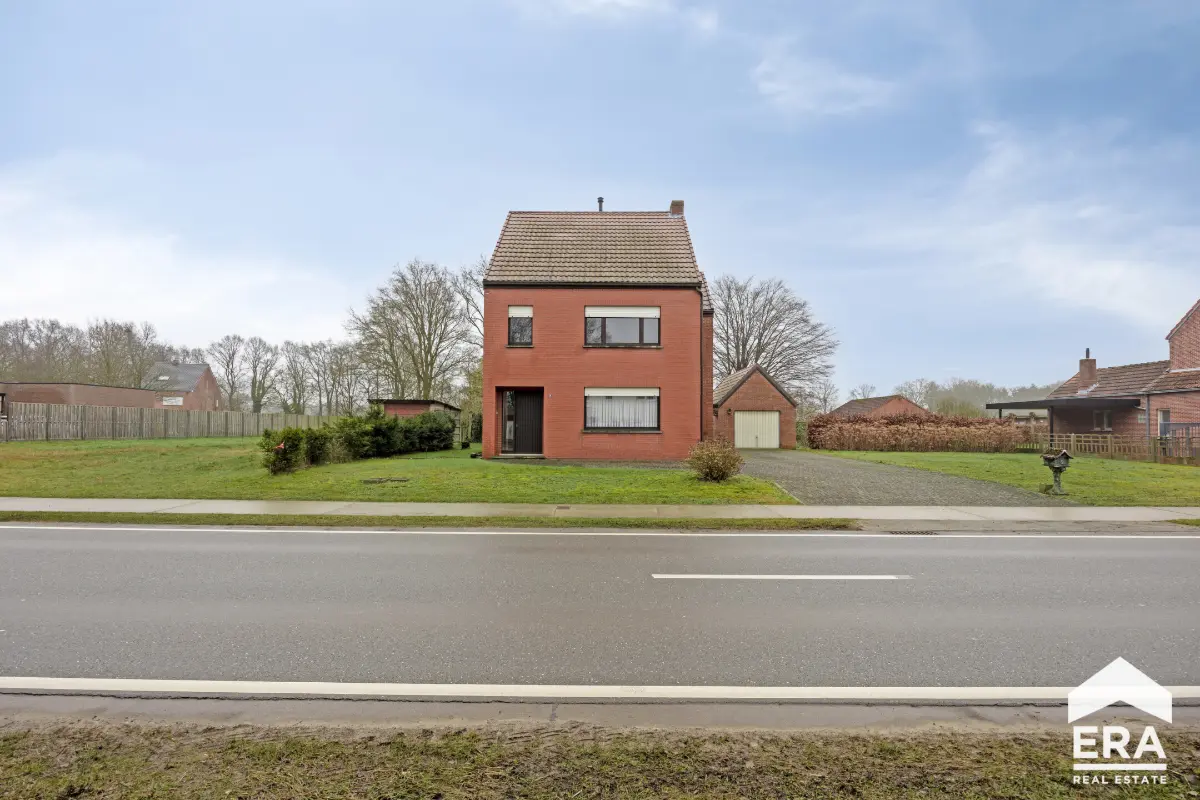 Huis te  koop in Olmen 2491 345000.00€ 3 slaapkamers 185.00m² - Zoekertje 588698