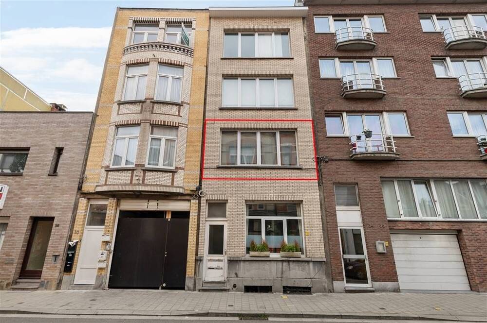 Appartement te koop in Merksem 2170 179000.00€ 1 slaapkamers 81.00m² - Zoekertje 589345