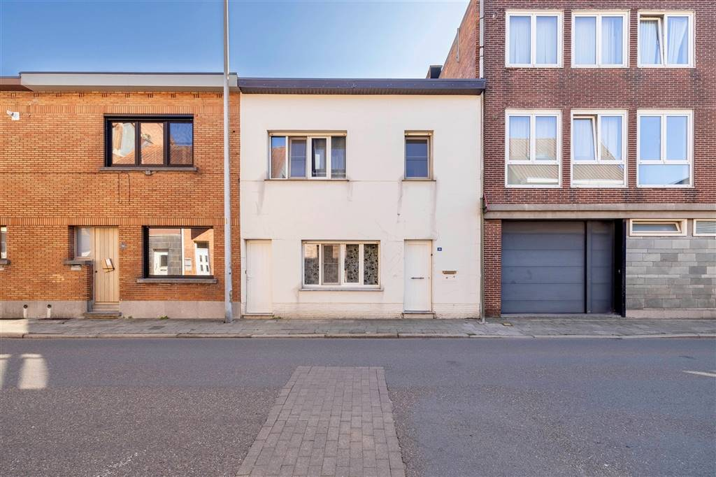 Huis te  koop in Herentals 2200 159000.00€ 2 slaapkamers 102.00m² - Zoekertje 589292