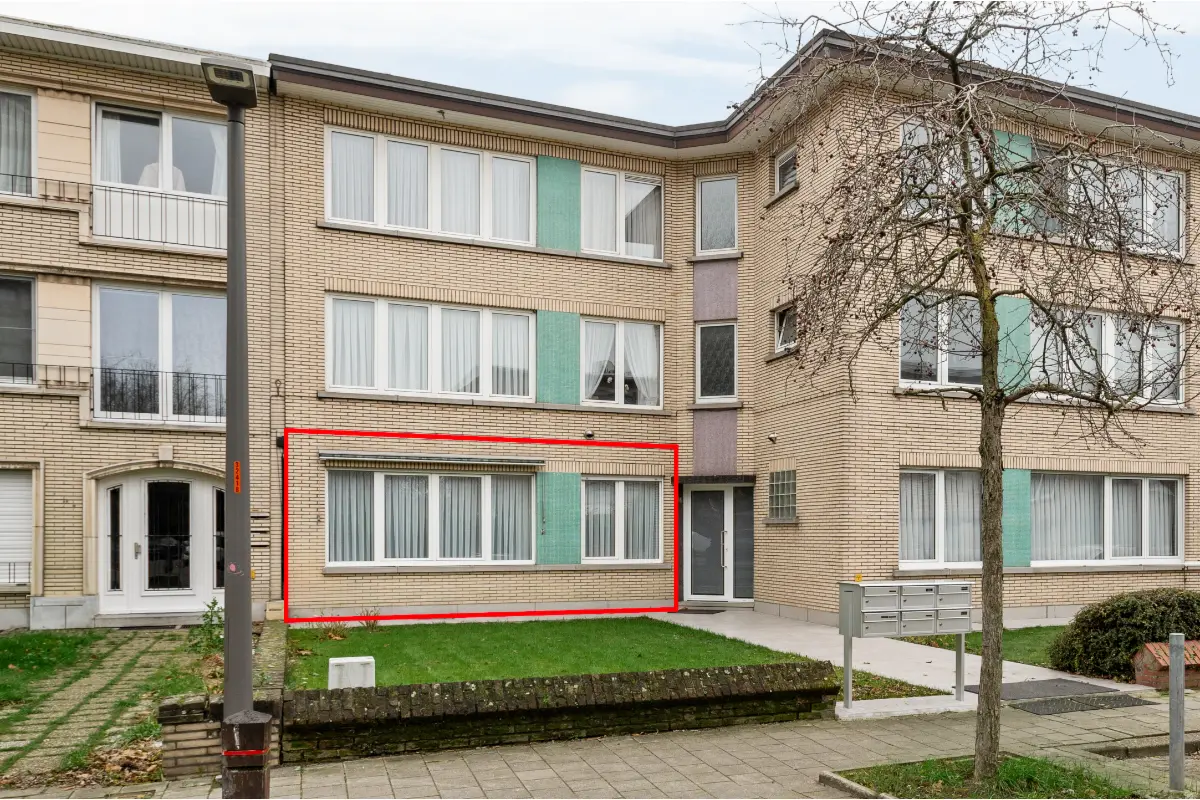 Benedenverdieping te  koop in Deurne 2100 269000.00€ 2 slaapkamers 88.00m² - Zoekertje 590942
