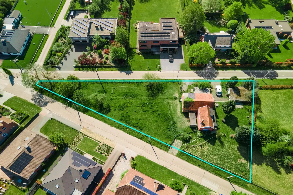 Huis te koop in Koningshooikt 2500 379000.00€ 3 slaapkamers m² - Zoekertje 590411