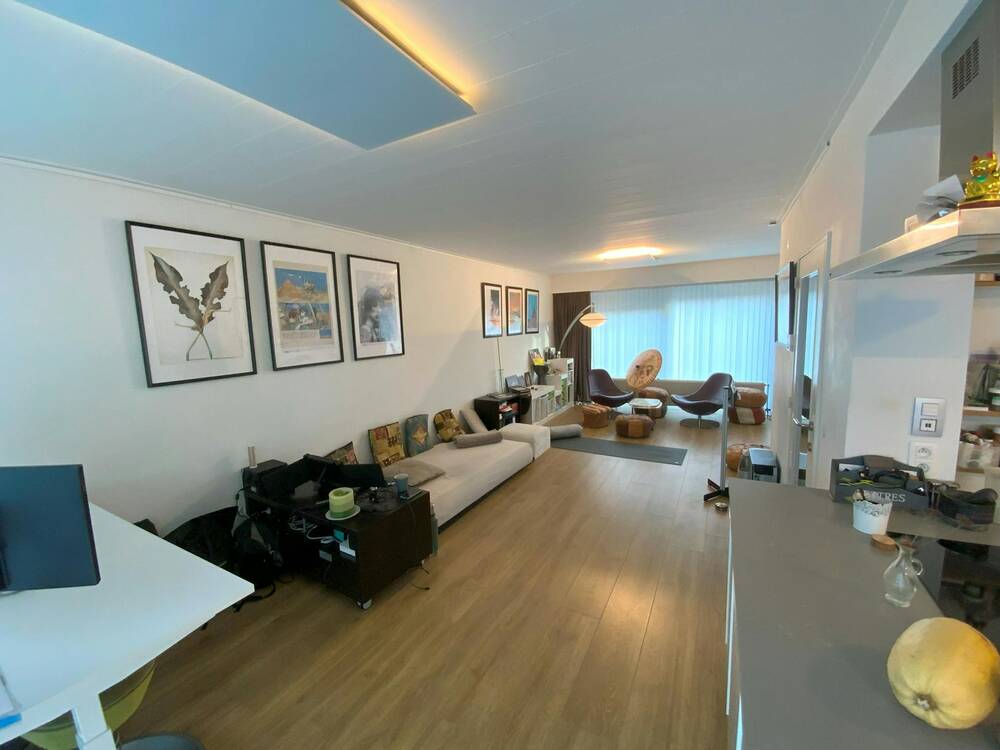 Huis te  huur in Zwijndrecht 2070 2500.00€  slaapkamers m² - Zoekertje 591098