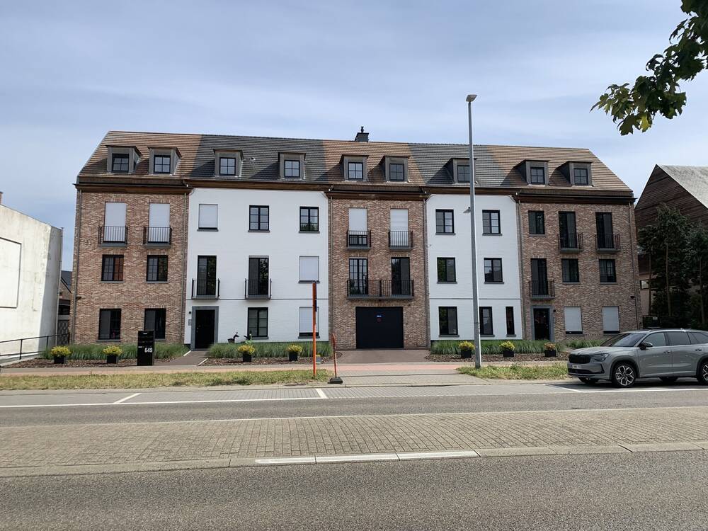 Parking & garage te  huur in Wommelgem 2160 110.00€  slaapkamers m² - Zoekertje 591438