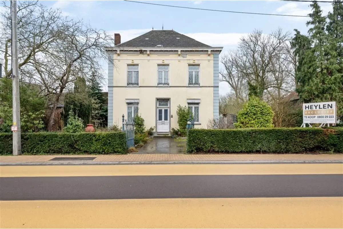 Huis te  koop in Sint-Katelijne-Waver 2860 695000.00€ 5 slaapkamers 194.00m² - Zoekertje 591751