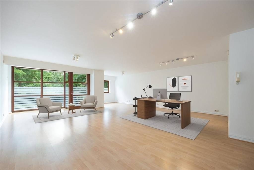 Handelszaak te  huur in Schoten 2900 1000.00€  slaapkamers 128.00m² - Zoekertje 591271