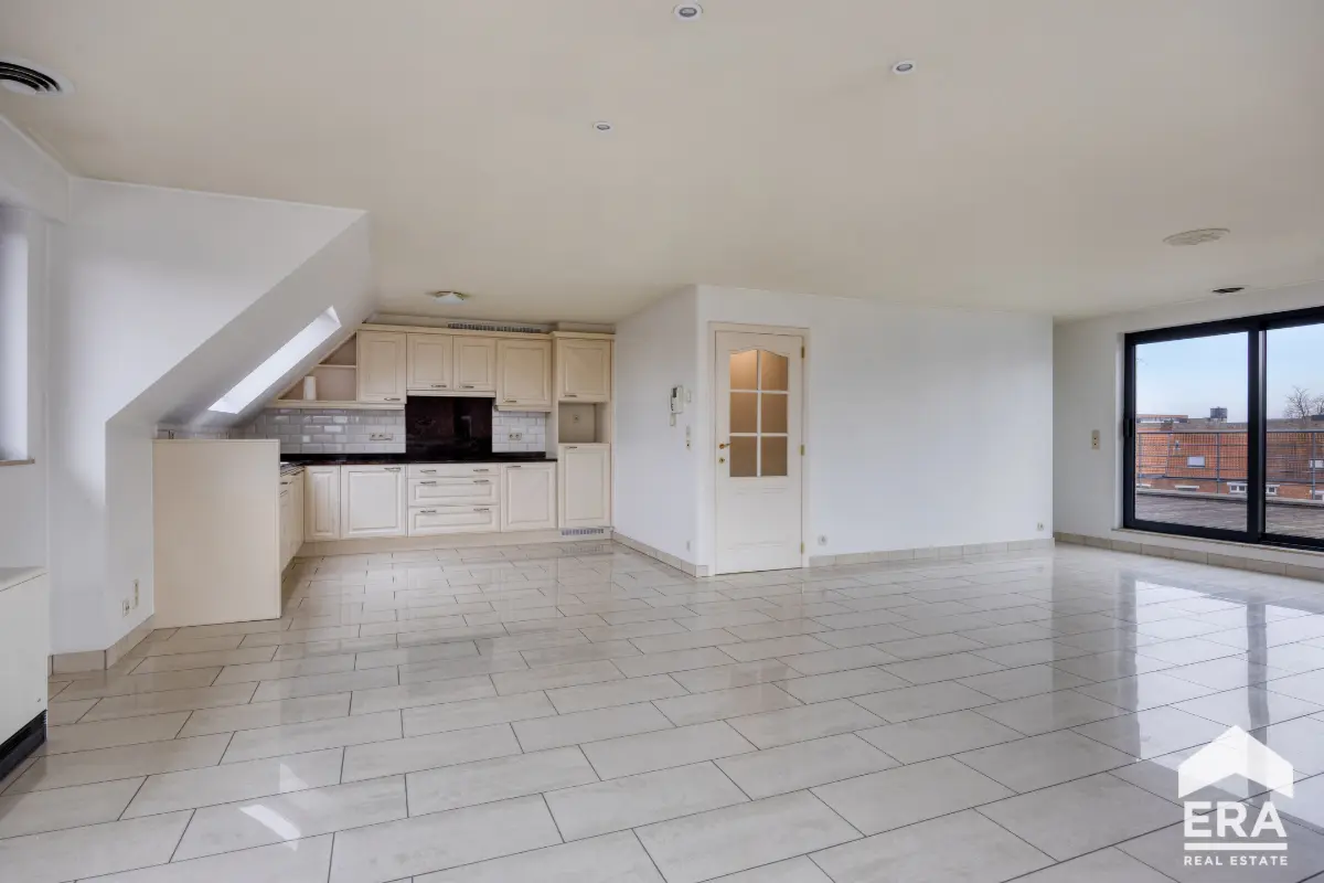 Penthouse te  koop in Geel 2440 350000.00€ 2 slaapkamers 125.00m² - Zoekertje 592084