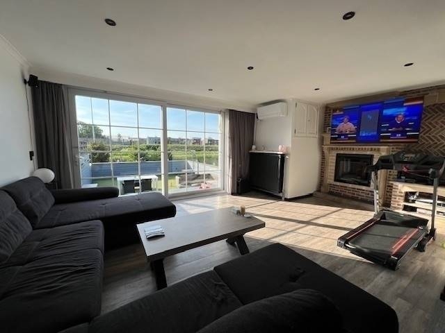 Huis te koop in Boom 2850 325000.00€ 2 slaapkamers 232.00m² - Zoekertje 591841