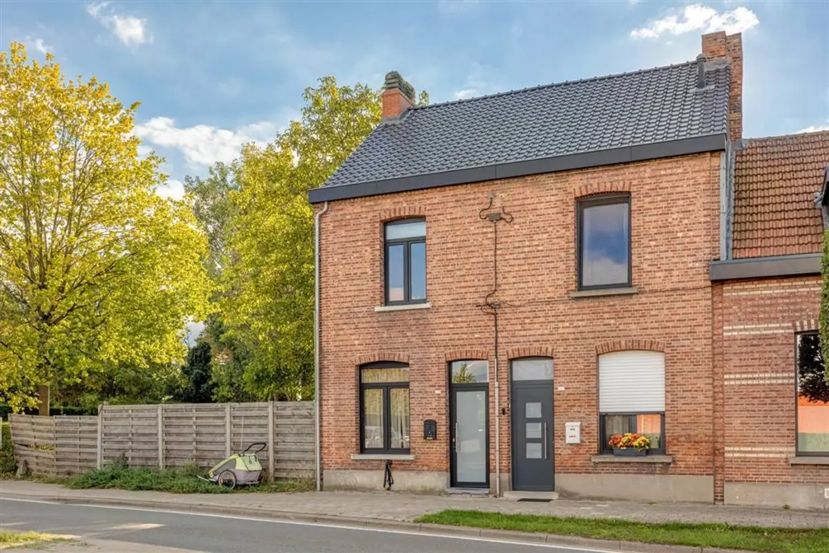 Huis te  koop in Duffel 2570 295000.00€ 2 slaapkamers 109.00m² - Zoekertje 592804