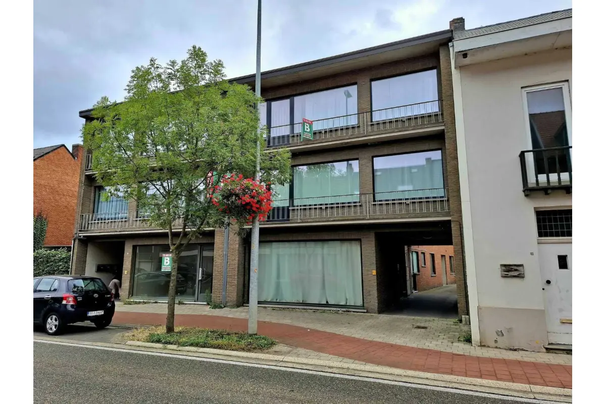 Appartement te  huur in Mol 2400 750.00€ 2 slaapkamers 90.00m² - Zoekertje 594558