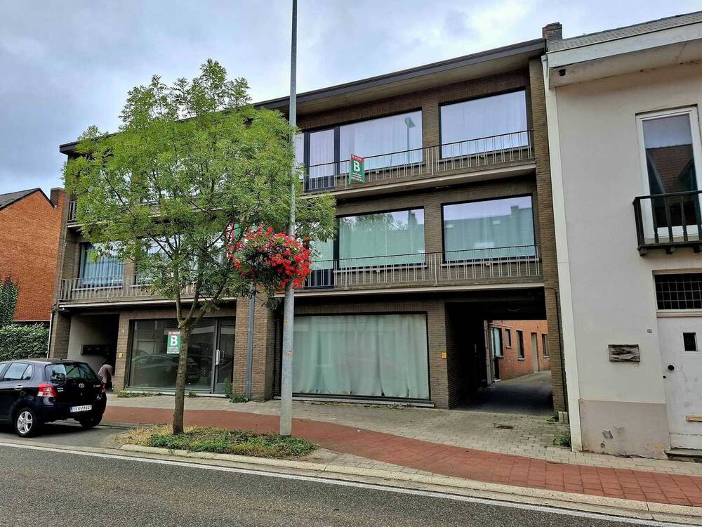 Appartement te  huur in Mol 2400 750.00€ 2 slaapkamers 90.00m² - Zoekertje 594558