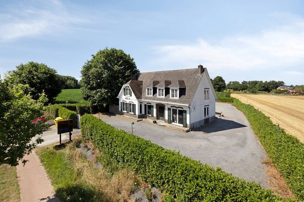 Huis te koop in Geel 2440 409000.00€ 4 slaapkamers 304.00m² - Zoekertje 594682