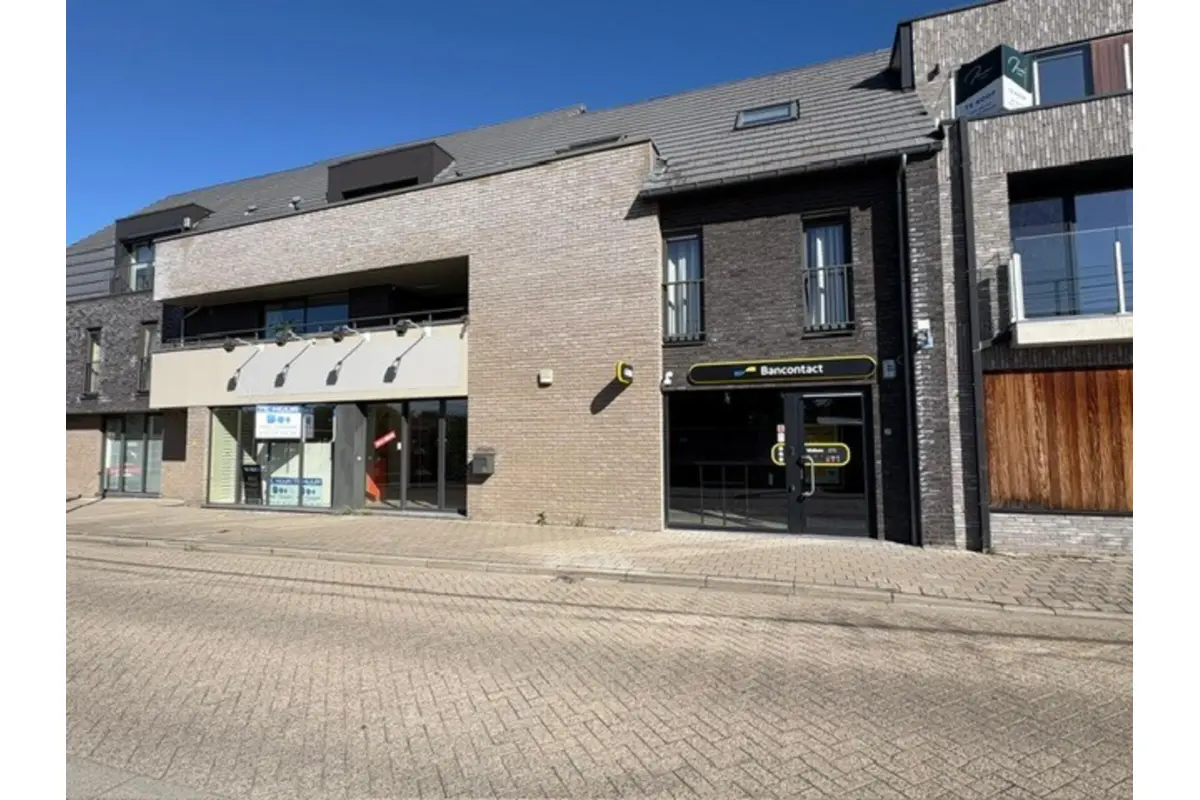 Handelszaak te  koop in Beerzel 2580 540000.00€  slaapkamers m² - Zoekertje 594286
