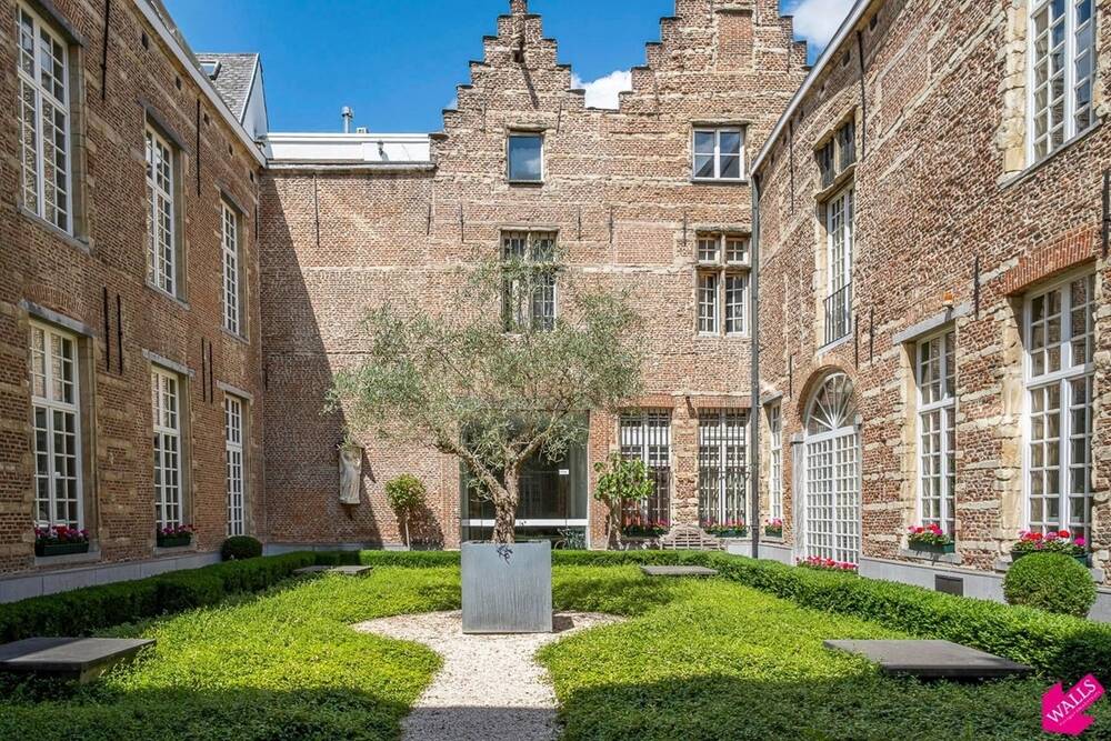 Appartement te  huur in Antwerpen 2000 1050.00€ 1 slaapkamers 120.00m² - Zoekertje 596162