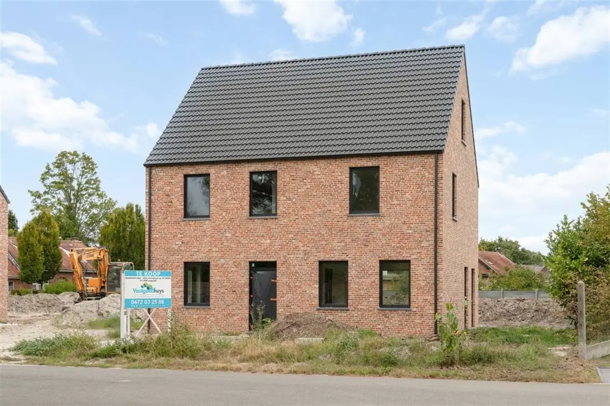 Huis te  koop in Balen 2490 489000.00€ 4 slaapkamers 180.00m² - Zoekertje 598221