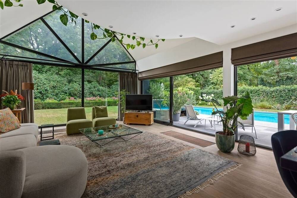 Huis te koop in Brasschaat 2930 929000.00€ 4 slaapkamers 337.00m² - Zoekertje 596426